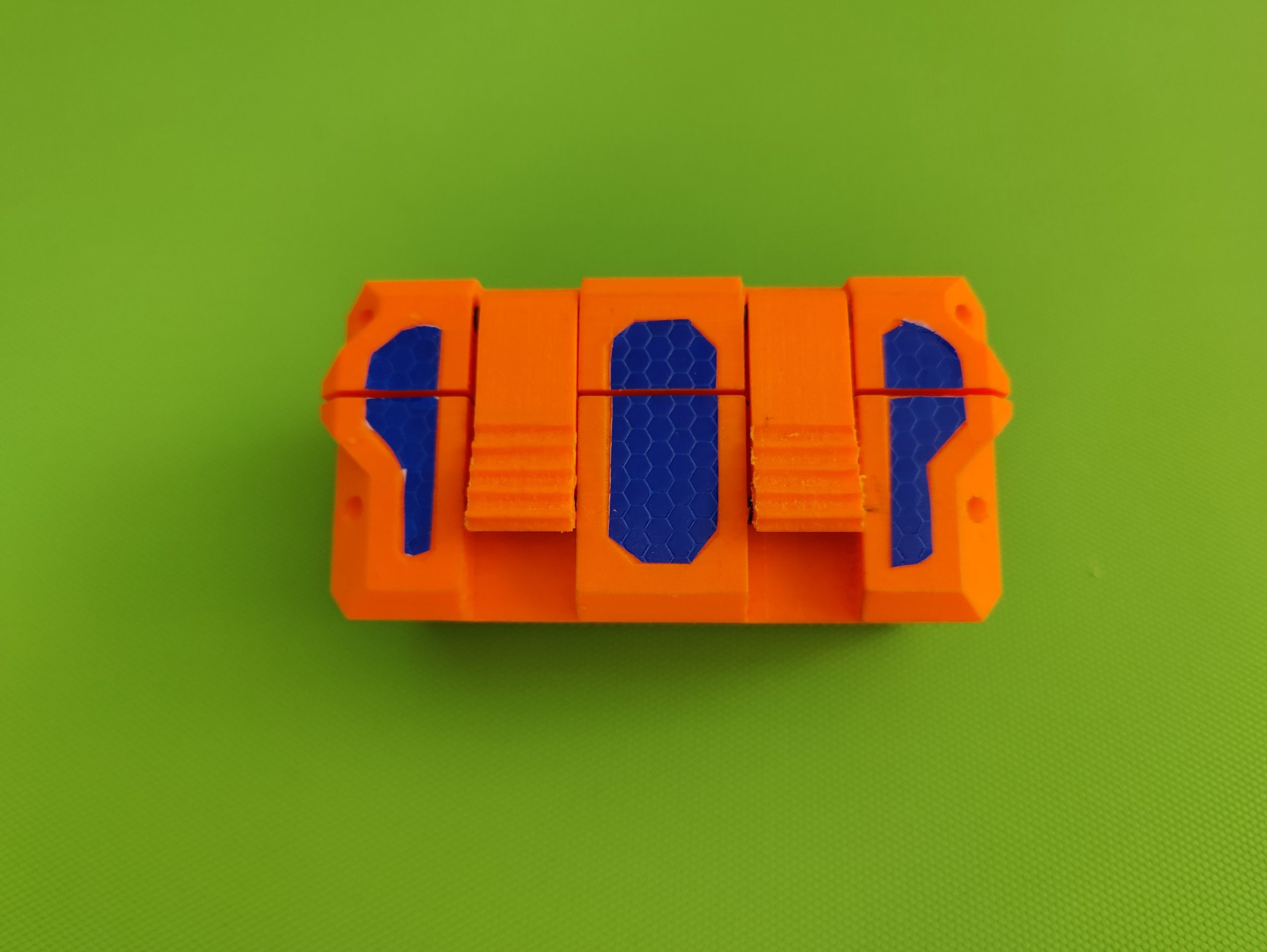 Go-Pro-Case Front closed Go-Pro-Case Front closed